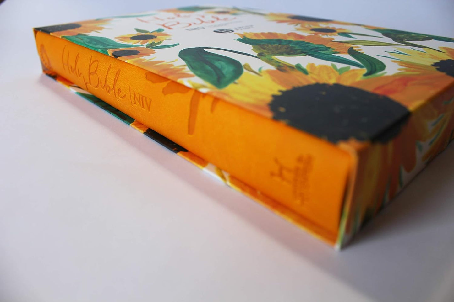 NIV Larger Print Soft-tone Bible: Sunflowers
