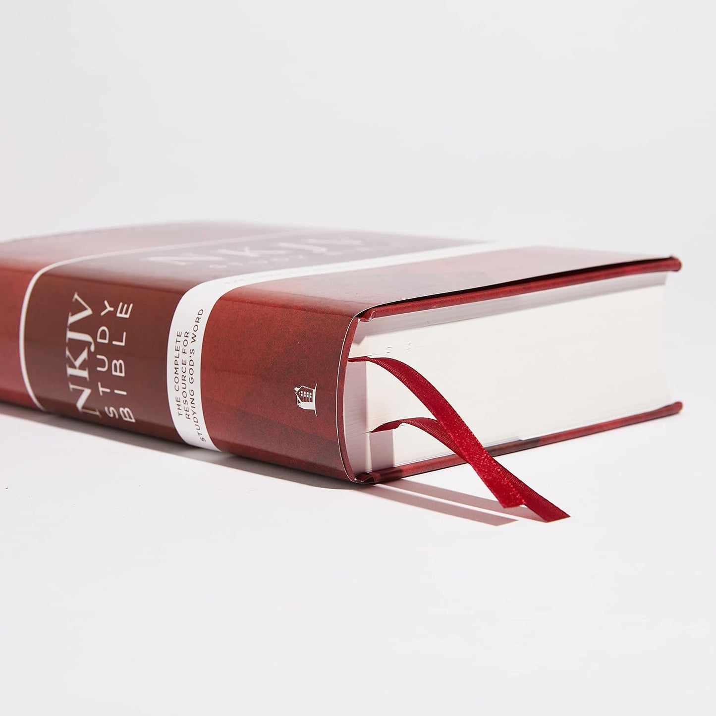 NKJV Study Bible, Hardcover, Comfort Print: The Complete Resource for Studying God’s Word Hardcover