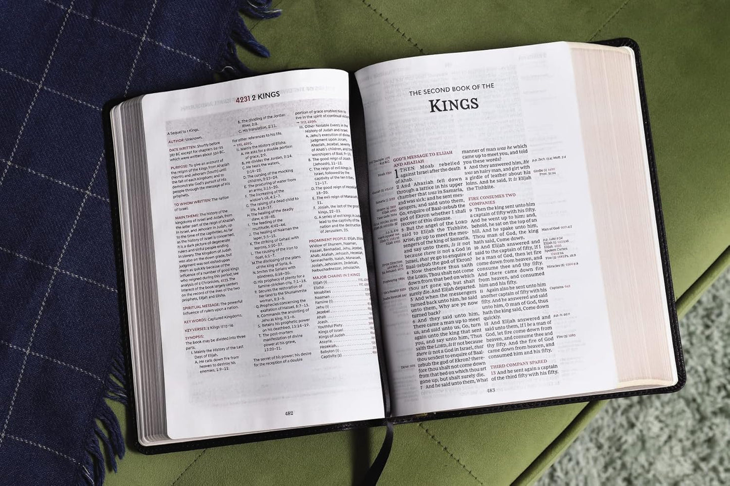 KJV - Thompson Chain Reference Bible, Leathersoft, Black, Red Letter, Comfort Print
