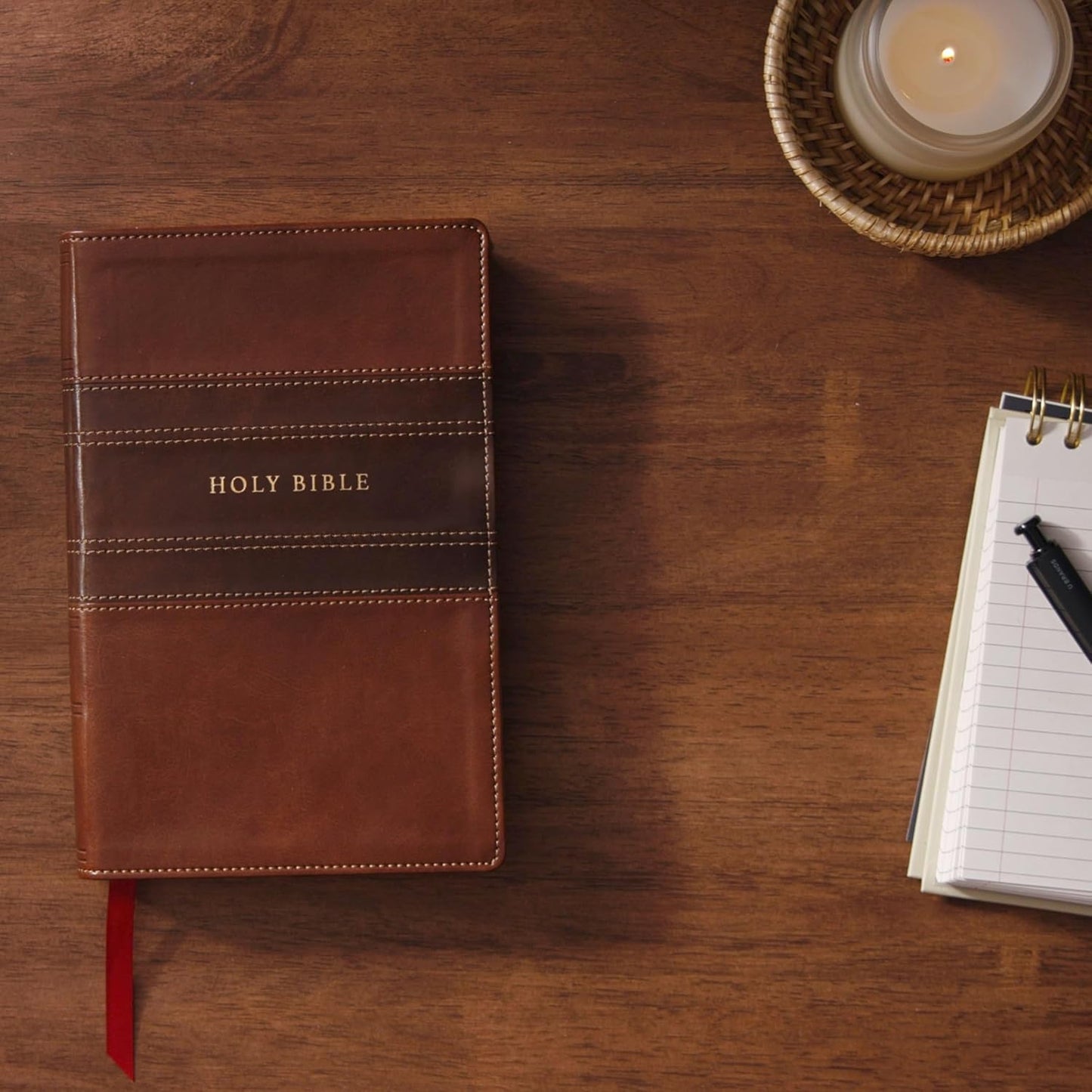 NKJV, Holy Bible, Personal Size Large Print Reference Bible