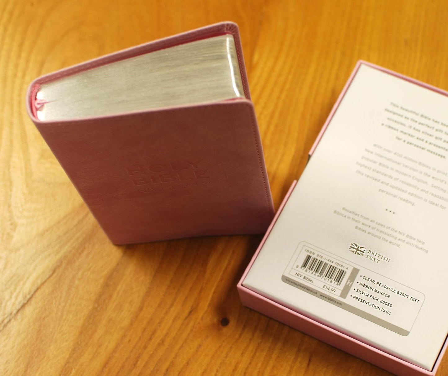 Holy Bible: New International Version (Pink Soft-tone Bible) (Pastel Pink Soft-tone)