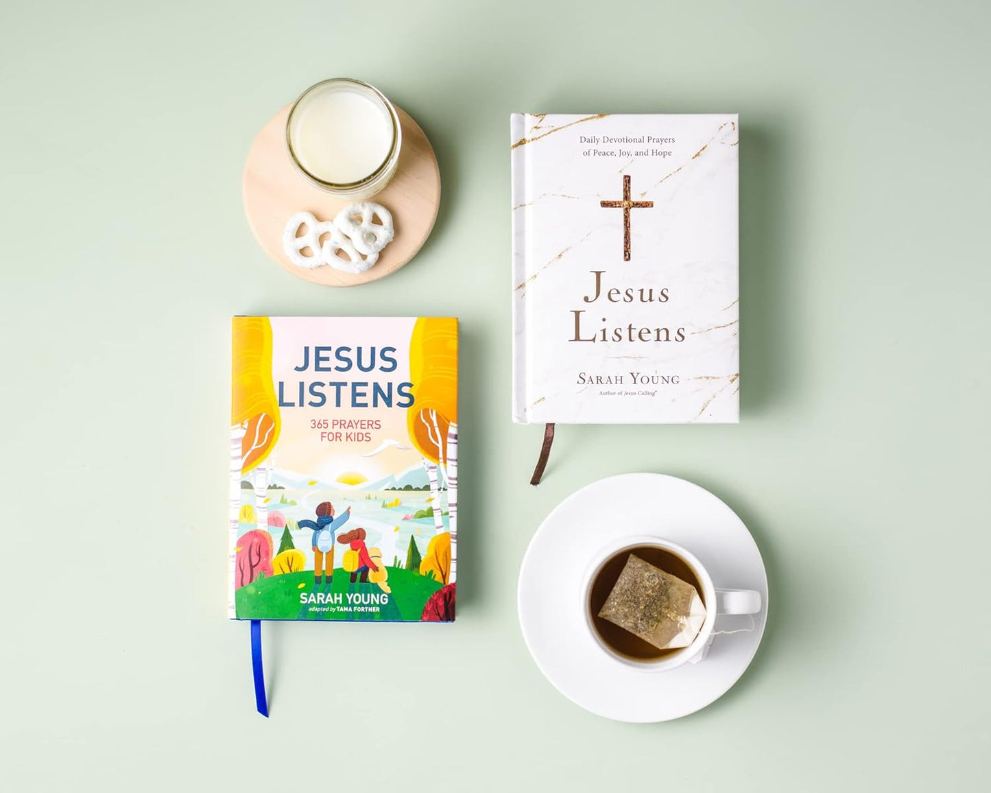 Jesus Listens: 365 Prayers for Kids: A Jesus Calling Prayer Book for Young Readers Hardcover