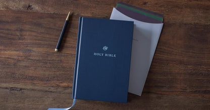 ESV Holy Bible: Dyslexia-Friendly Edition
