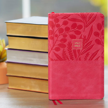 KJV, End-of-Verse Reference Bible, Personal Size Large Print, Leathersoft, Pink, Red Letter, Comfort Print