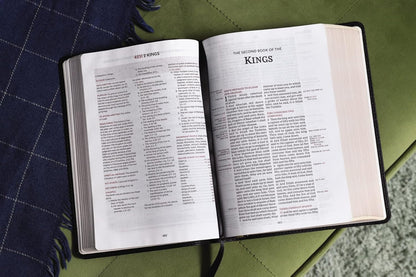 KJV - Thompson Chain Reference Bible, Leathersoft, Black, Red Letter, Comfort Print