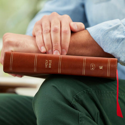 KJV Giant Print End-of-Verse Reference Bible--soft leather-look, brown