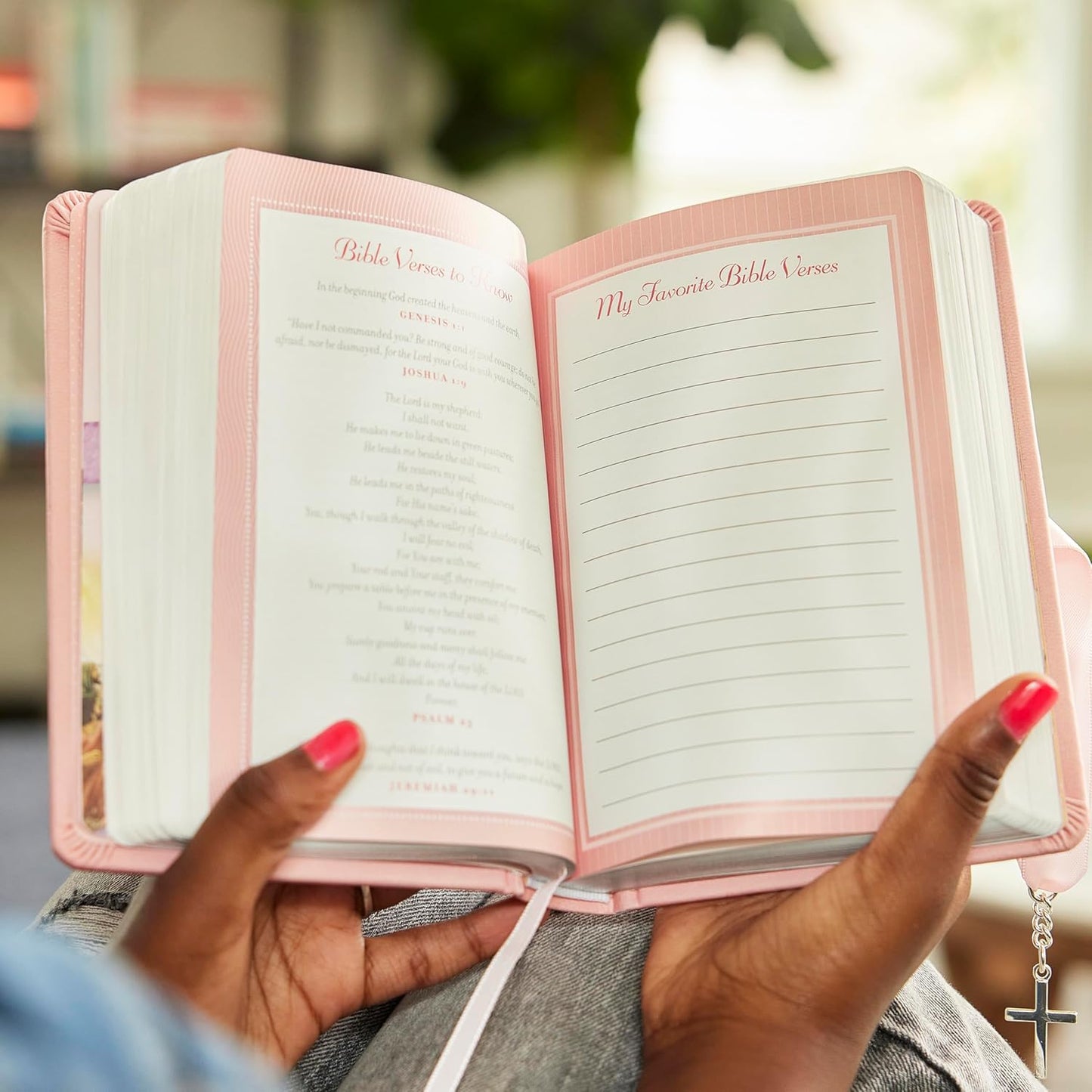 NKJV Simply Charming Bible