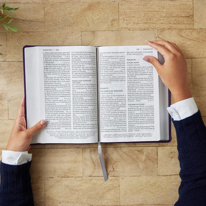KJV Giant Print End-of-Verse Reference Bible--soft leather-look, brown