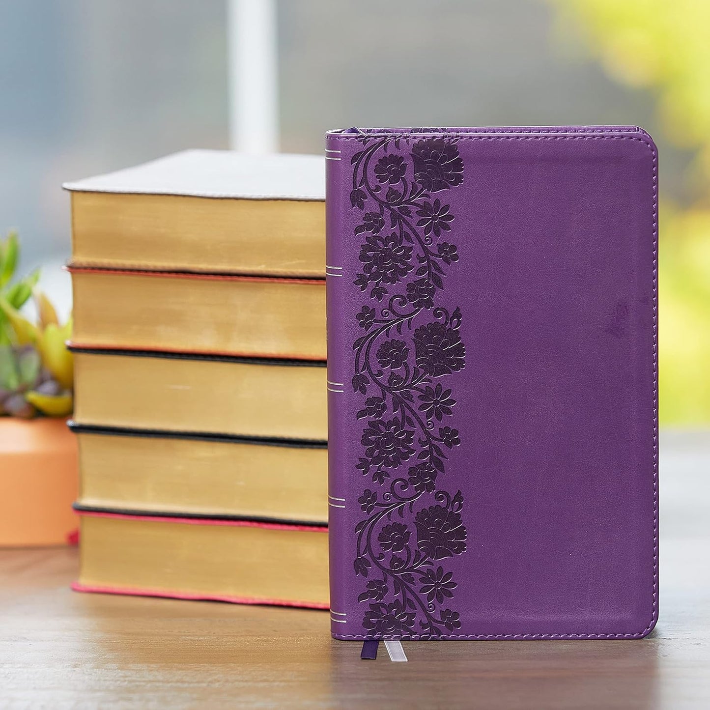 KJV, End-of-Verse Reference Bible, Personal Size Large Print, Leathersoft, Purple