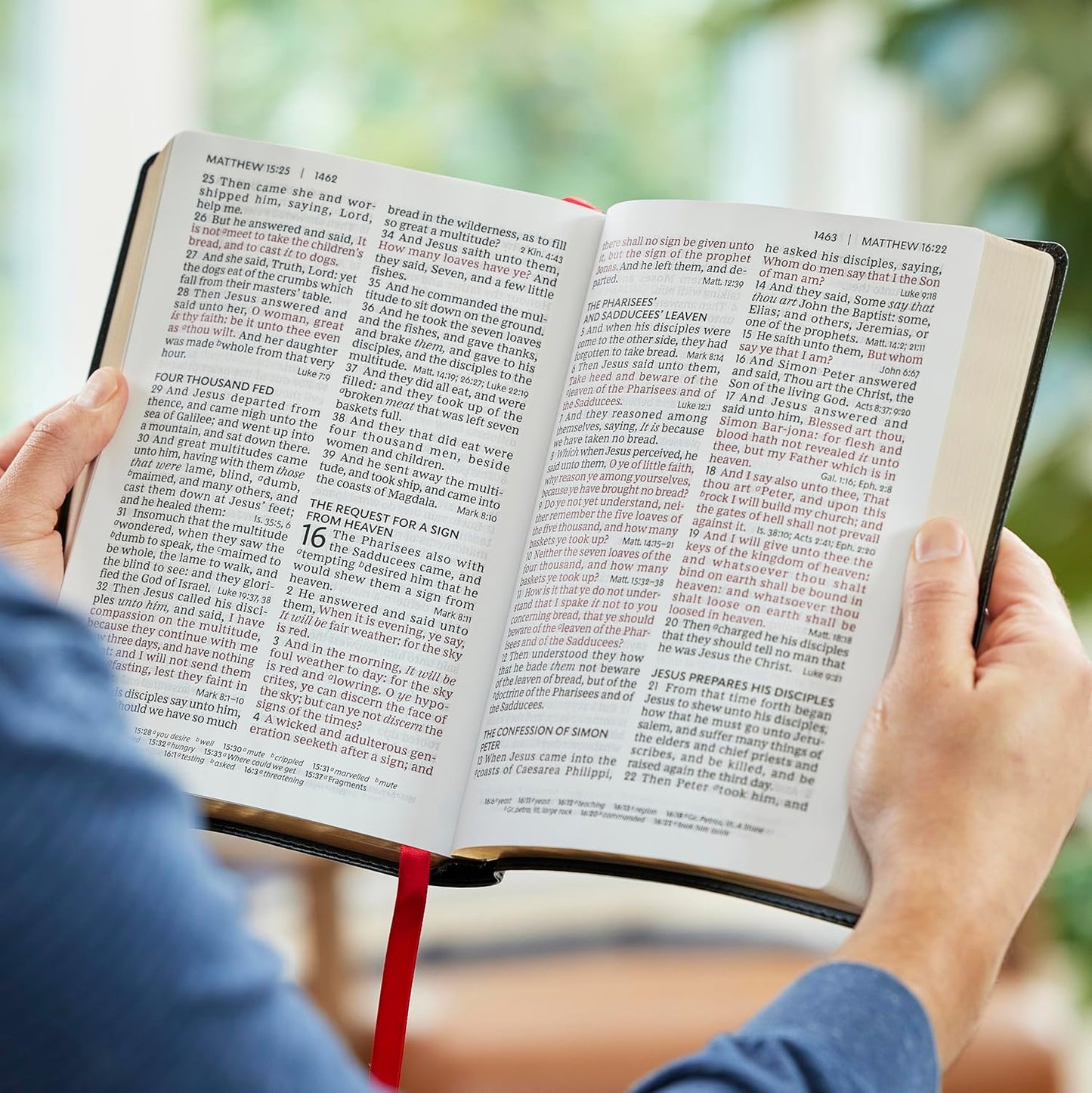 KJV Giant Print End-of-Verse Reference Bible--soft leather-look, brown