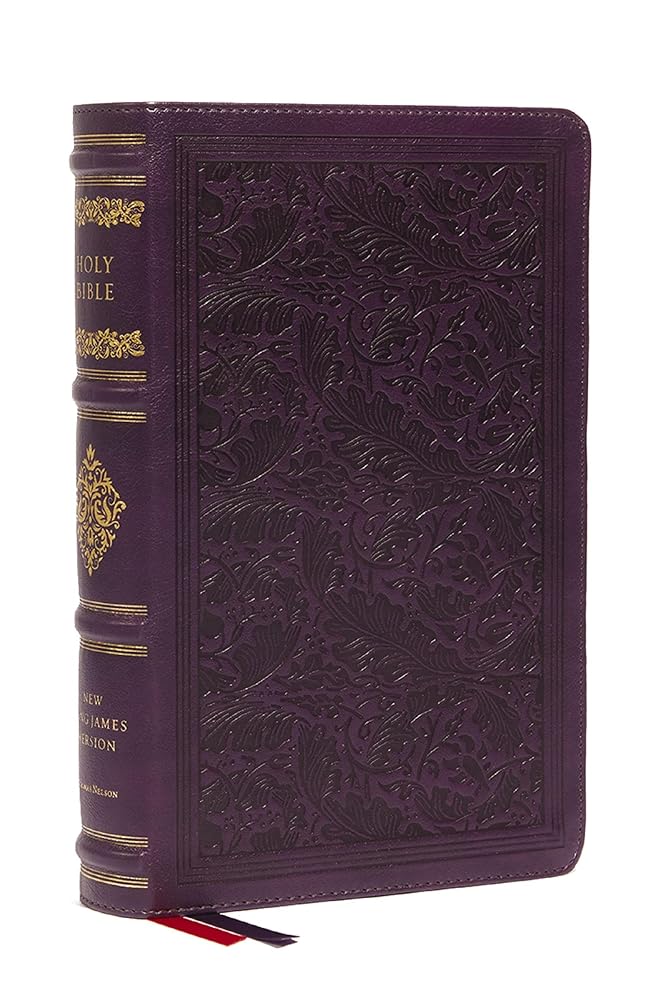 NKJV Large Print Reference Bible, Purple Leathersoft, Red Letter, Comfort Print (Sovereign Collection): Holy Bible, New King James Version cover image