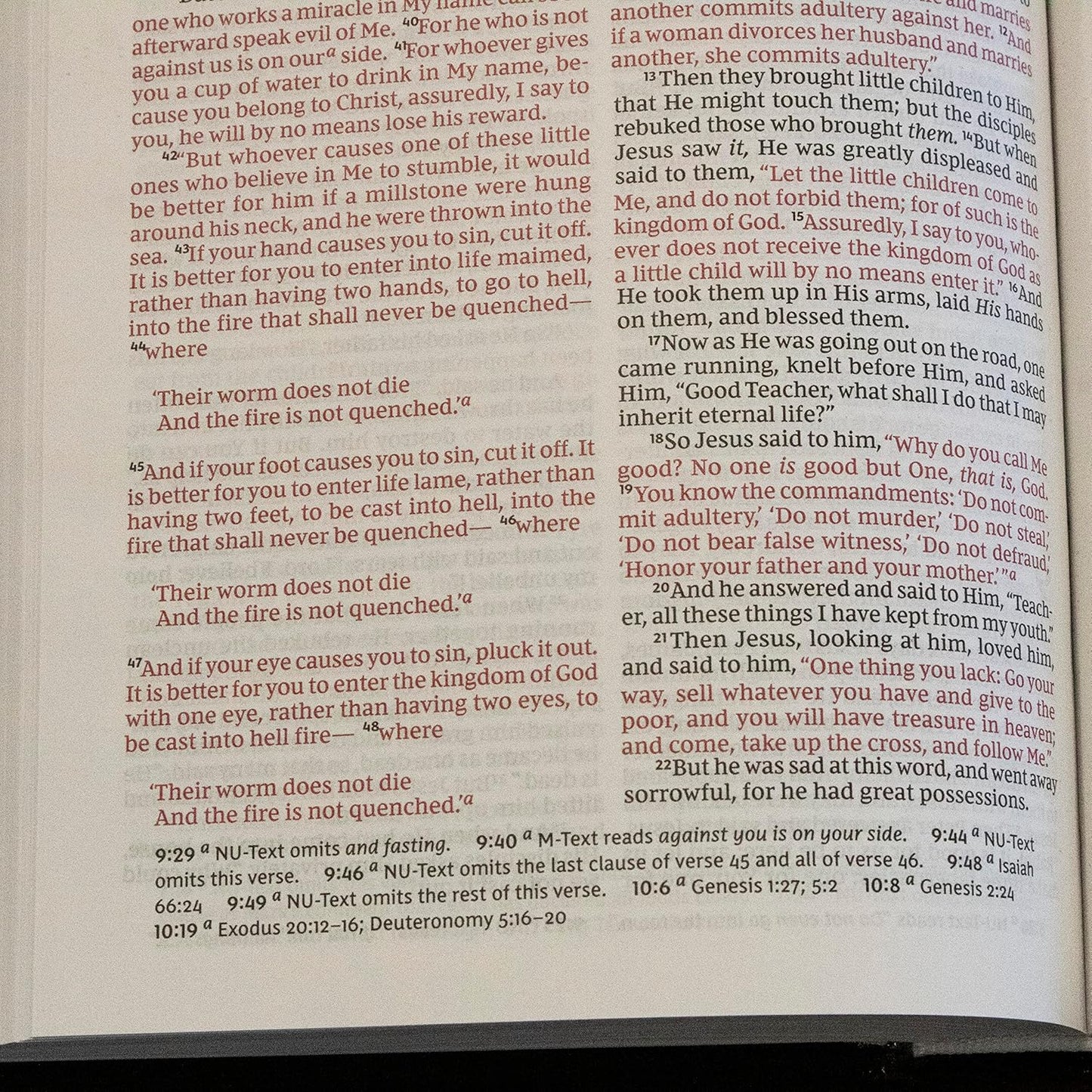 NKJV, Pew Bible, Hardcover, Burgundy, Red Letter, Comfort Print